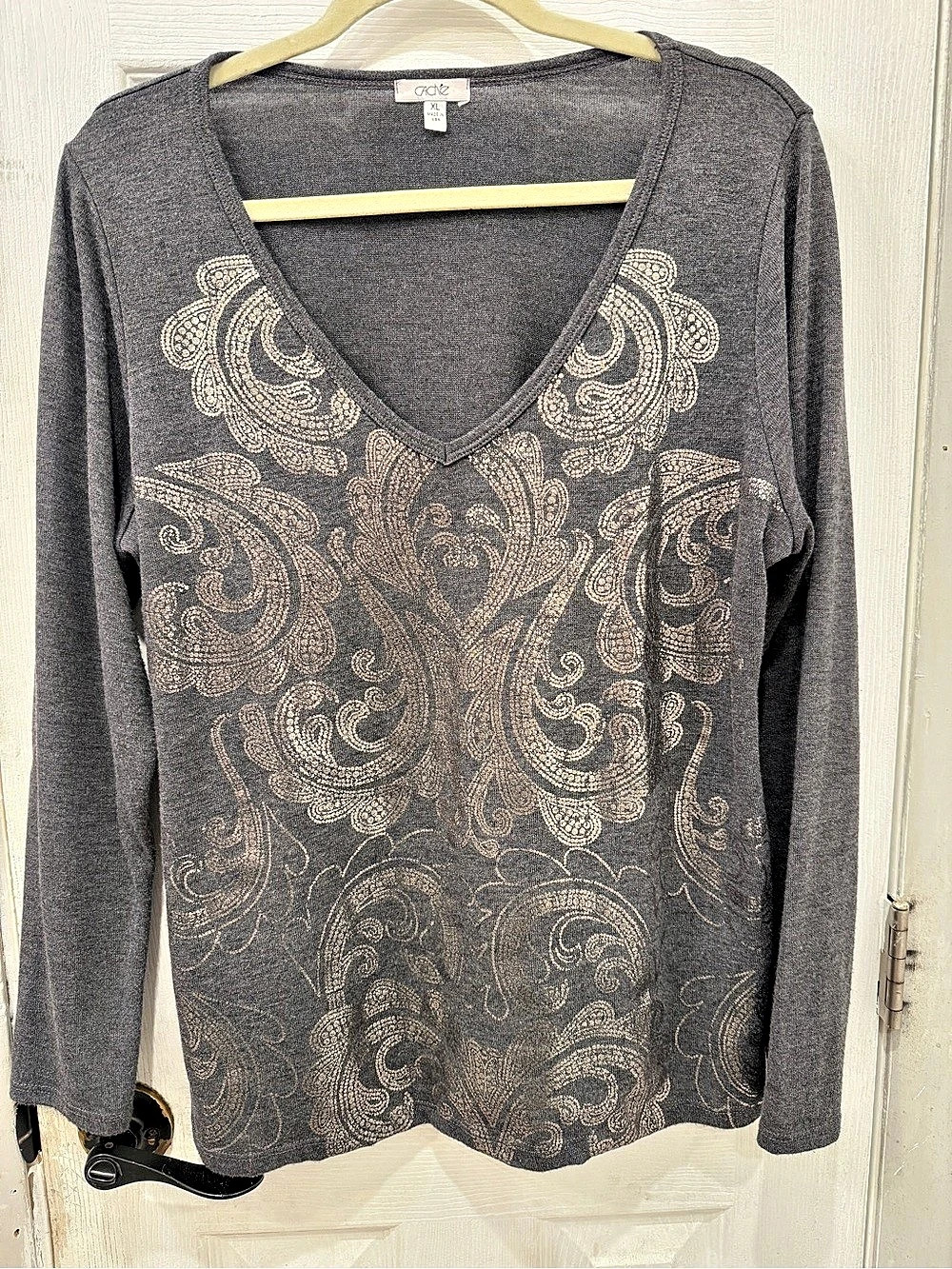 Cache charcoal gray top
